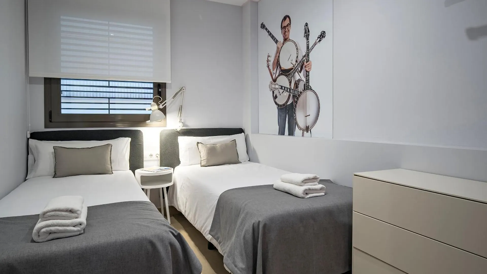 ברצלונה Habitat Apartments Free Jazz 0*,